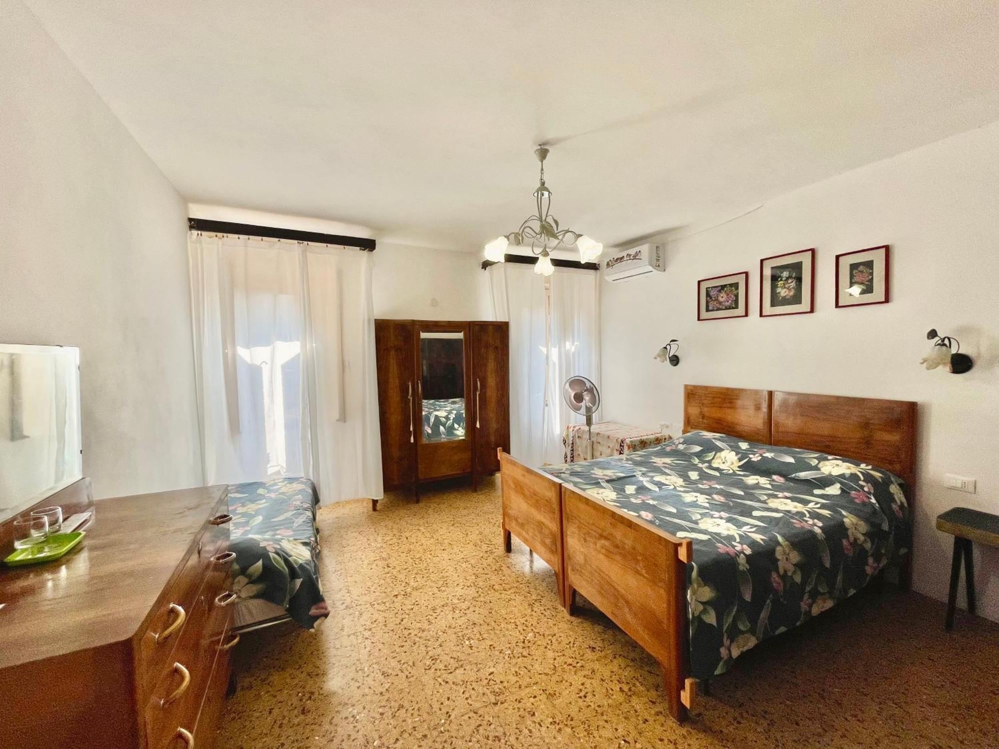 L'Encanto De Luna -Una Casa Autentica Comacchiese Comacchio Bagian luar foto